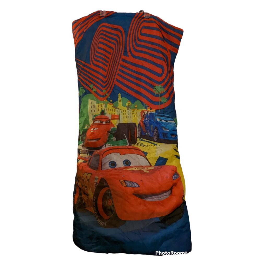 Disney Pixar Cars 2 Red 95 Lightning McQueen Race Car Single Child Sleeping Bag